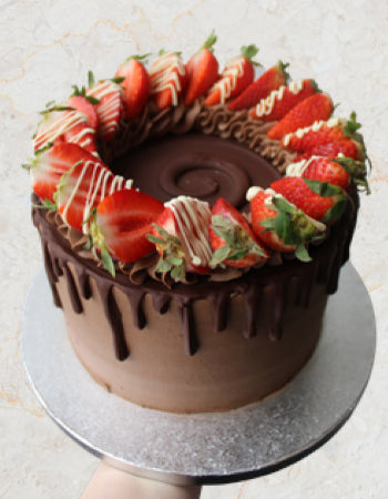 Chocolate strawberry cake