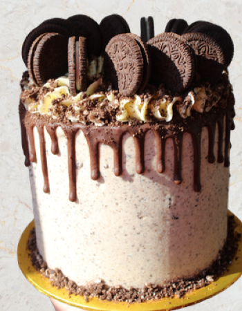 chocolate oreo drip sponge cake