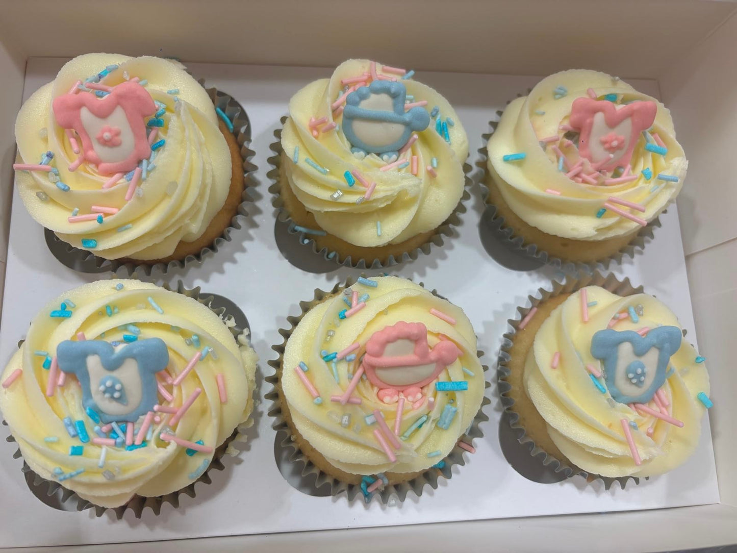 Gender Reveal Cupcakes