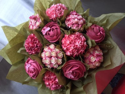 12 Cupcake Bouquet